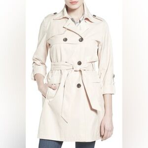 Vince Camuto Classic Double Breasted Trench Coat Beige Roll Tab Sleeves, size XS